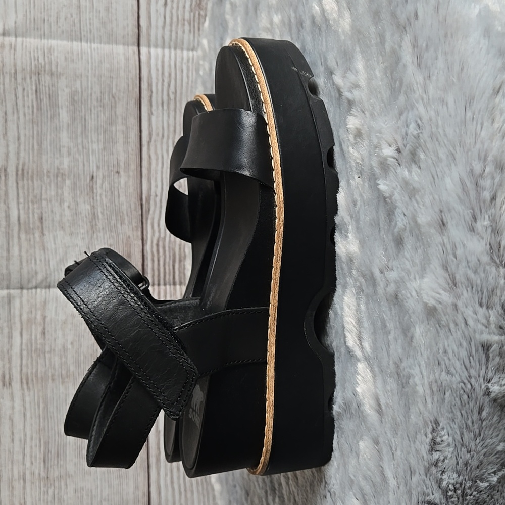 Sorel Black/Tan Platform Sandals, Womens 9 - Picture 7 of 12